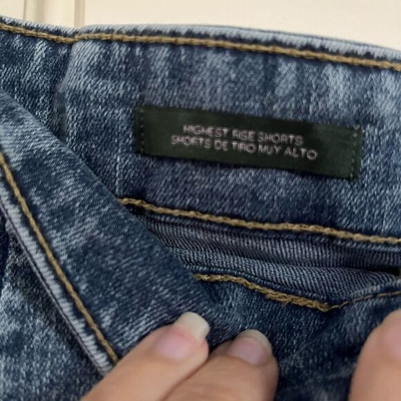 Wild Fable Highest Rise Denim Shorts Size 12 - Picture 4 of 4